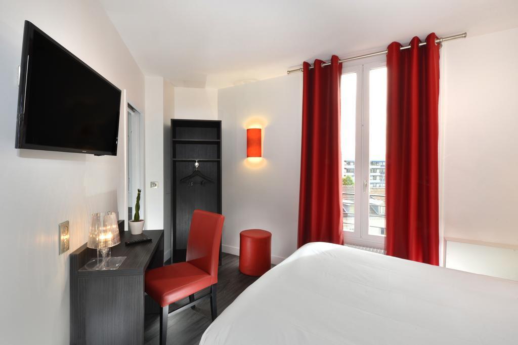 Hotel Douglas Puteaux Buitenkant foto